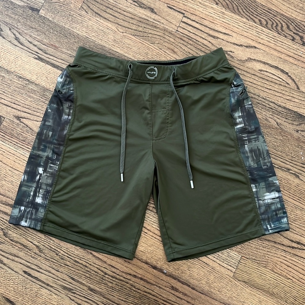 Mens Hylete above knee shorts.